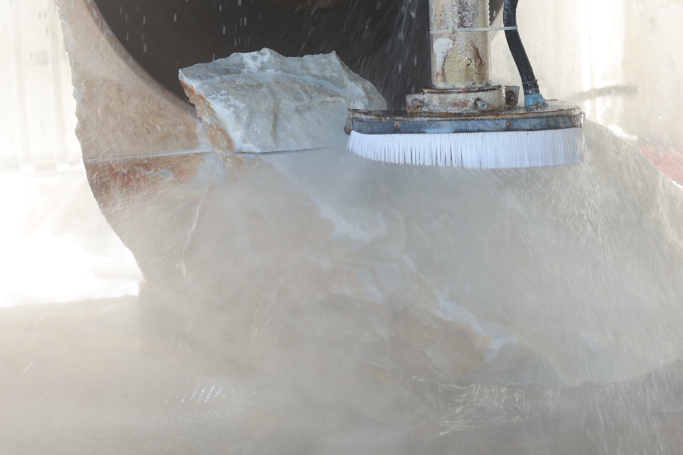 Gentaş Mermer makine ile blok işleme fotoğrafı